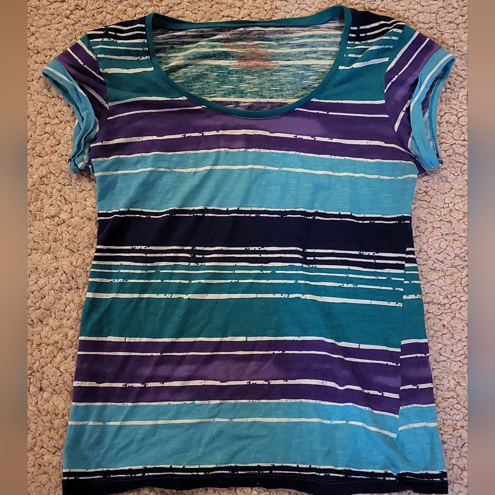 Striped women's tee shirt size s